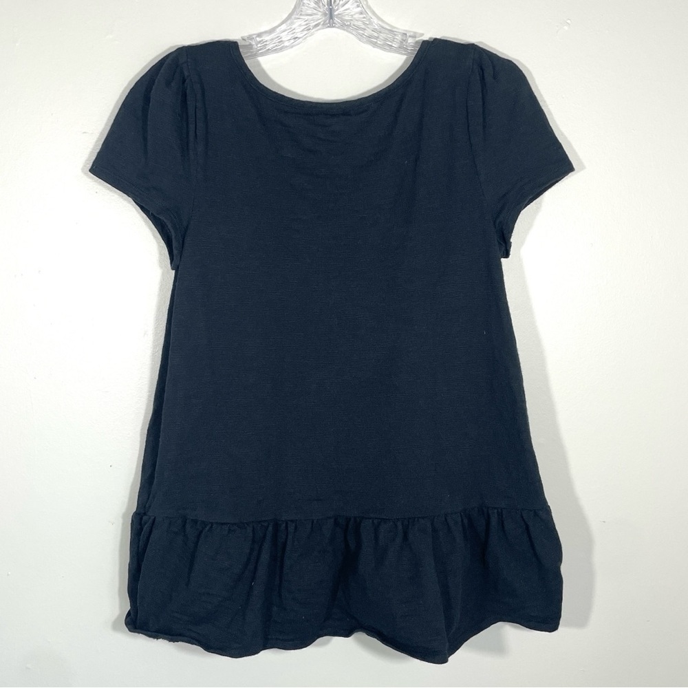 Leifnotes Black Peplum Tee | Puff Sleeve Babydoll Top | Cotton Minimalist - Picture 2 of 6